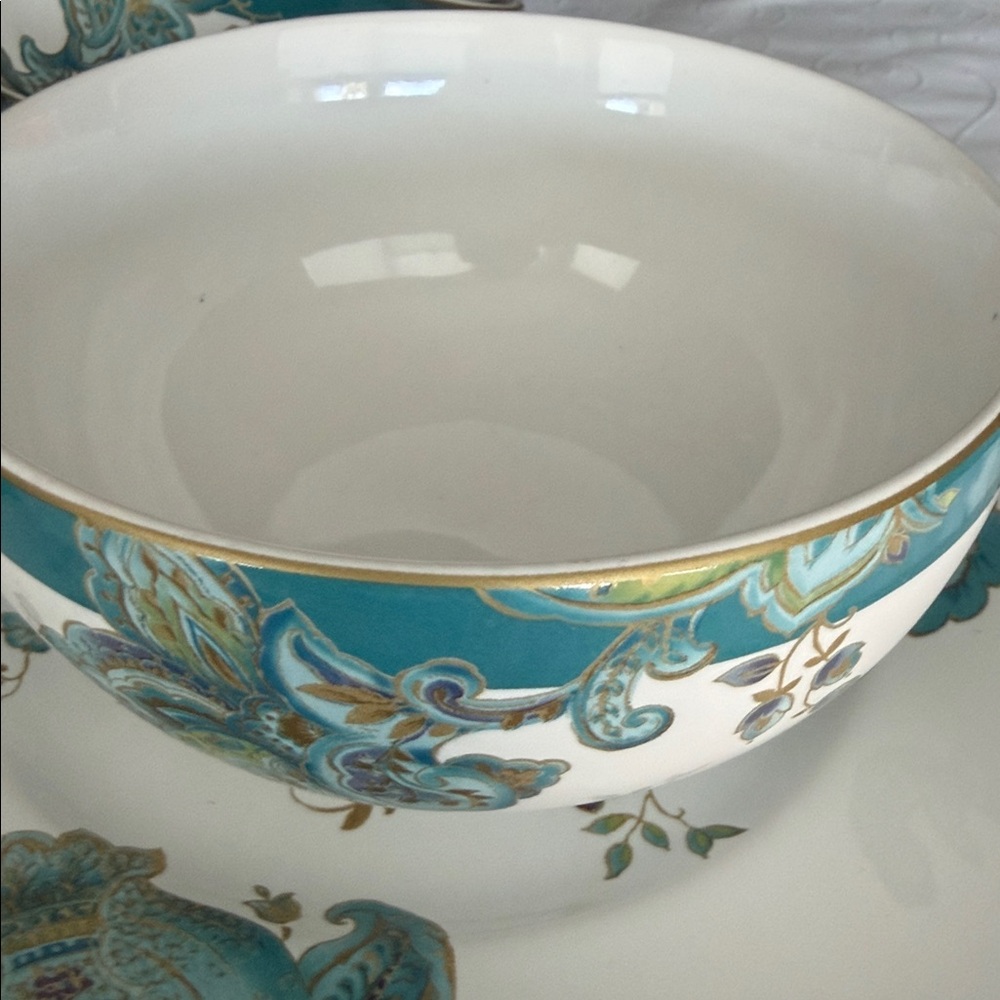 222 Fifth Breakfast Set - Picture 3 of 5